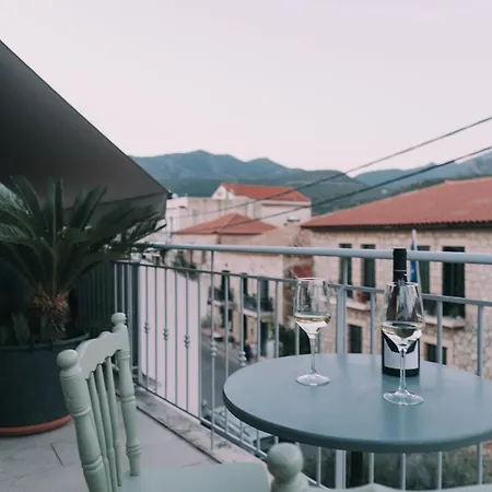 Kritamos Apartment